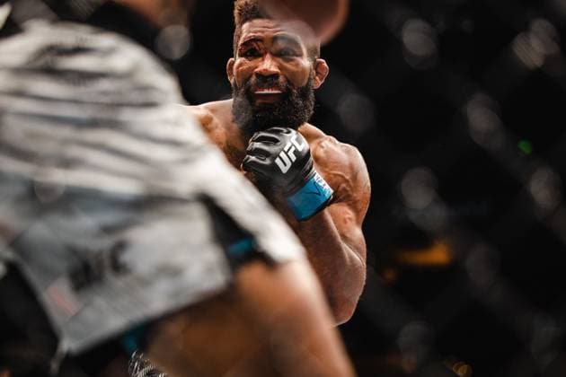 July 13, 2025, Nashville, Tn, United State: Max Griffin fights Chris Curtis in a Welterweight bout during the UFC Nashville: Lewis vs Teixeira at Bridgestone Arena on July 13, 2025 in Nashville, TN, United State. ( PxImages) Nashville United State - ZUMAp175 20250713_zsa_p175_073 Copyright: xDannyxPerezx