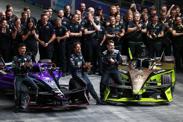 2025 FORMULA E LONDON ePRIX WEHRLEIN Pascal (ger), TAG Heuer Porsche Formula E Team, Porsche 99X Electric, portrait, DA COSTA Antonio Felix (prt), TAG Heuer Porsche Formula E Team, Porsche 99X Electric, portrait, BECKMANN David (ger), Kiro Race Co, Porsche 99X Electric WCG3, portrait during the London ePrix, 15th and 16th round of the 2024-25 ABB FIA Formula E World Championship, WM, Weltmeisterschaft on the ExCel London Circuit from July 25 to 27, 2025 in London, United Kingdom - LondonUnited Kingdom  Copyright: xAndrÃ xFerreirax