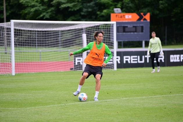 25 07 2025 Rottach Egern Football, Men, Season 2025 2026, Training camp Borussia Moenchengladbach Ko Itakura Gladbach DFL regulations prohibit any use of photographs as image sequences and or quasi video Stadion Am Birkenmoos Bayern Germany