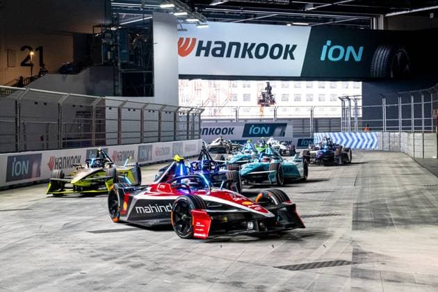 Nyck de Vries driving for MAHINDRA RACING during the London E-Prix at the ExCel Centre, London Docklands, UK on 27 July 2025. Copyright: xPhilxHutchinsonx 43670182