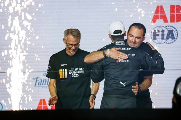 2025 FORMULA E LONDON ePRIX WEHRLEIN Pascal (ger), TAG Heuer Porsche Formula E Team, Porsche 99X Electric, portrait during the London ePrix, 15th and 16th round of the 2024-25 ABB FIA Formula E World Championship, WM, Weltmeisterschaft on the ExCel London Circuit from July 25 to 27, 2025 in London, United Kingdom - LondonUnited Kingdom  Copyright: xJULIENxDELFOSSEx