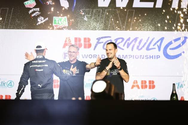2025 FORMULA E LONDON ePRIX WEHRLEIN Pascal (ger), TAG Heuer Porsche Formula E Team, Porsche 99X Electric, portrait, podium, Porsche representative, MODLINGER Florian, TAG Heuer Porsche Formula E Team, portrait during the London ePrix, 15th and 16th round of the 2024-25 ABB FIA Formula E World Championship, WM, Weltmeisterschaft on the ExCel London Circuit from July 25 to 27, 2025 in London, United Kingdom - LondonUnited Kingdom  Copyright: xAndrÃ xFerreirax