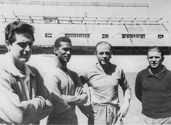 Football Spain Real Madrid u B Z v l Rial, Didi, Tue Stefano and Ferenc Puskas 1960 ATTENTION date estimated !ACHTUNG AUFNAHMEDATUM GESCHÄTZT!