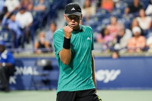 National Bank Open 2025 - Day 10 TORONTO, CANADA - AUGUST 4 : Alex Michelson of the United States celebrates a point against Karen Khachanov during the men’s singles quarterfinals on day ten of the 2025 National Bank Open at Sobeys Stadium in Toronto, Ontario, Canada on August 4, 2025. Mert Alper Dervis Anadolu Ontario Canada. Editorial use only. Please get in touch for any other usage.  Copyright: x2025xAnadoluxMertxAlperxDervisx