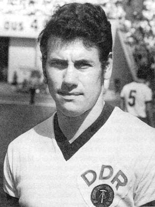 Football GDR B Z National player Eberhard Vogel Portrait Archive ATTENTION date estimated !ACHTUNG AUFNAHMEDATUM GESCHÄTZT!