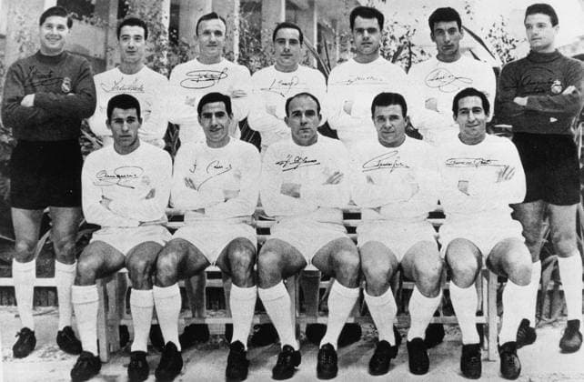 Football Spain a Team from Real Madrid u B Z standing v l J Vicente, Isidro , Santamaria, Casado, , Pachin and Goalkeeper Alonso seated v l , , Alfredo Tue Stefano, Ferenc Puskas and Francisco Gento Approx End 1950 Years ATTENTION date estimated !ACHTUNG AUFNAHMEDATUM GESCHÄTZT!