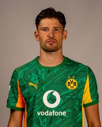 Borussia Dortmund 1 BL, portrait date 2025 2026 Borussia Dortmund 1 BL, portrait date 2025 2026 Gregor Kobel Borussia Dortmund 1 BL, portrait date 2025 2026 Photo Borussia Dortmund Hendrik Deckers via Revierfoto Dortmund Training ground Hohenbuschei North Rhine-Westphalia Germany Poolfoto Borussia Dortmund Hendrik Deck ,EDITORIAL USE ONLY