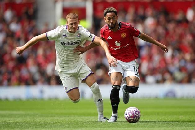 Manchester United gegen ACF Fiorentina 09. August 2025, Manchester Vorsaison Fußball Manchester United gegen ACF Fiorentina Matheus Cunha von Manchester United Foto von Daniel Chesterton Manchester UK  Copyright: xDanielxChestertonxOffside