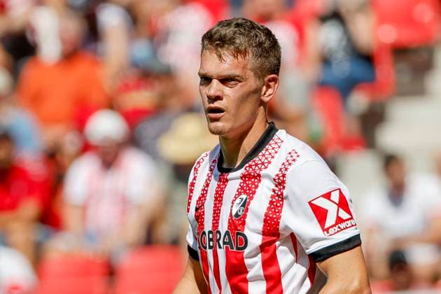Matthias Ginter SC Freiburg, 28 , Germany, Soccer, Test match, 2025 2026, SC Freiburg vs CA Osasuna, 09 08 2025, Europa Park Stadion , Freiburg im Breisgau, Germany Freiburg im Breisgau Europa Park Stadion Baden Wuerttemberg Germany Copyright: xGrantxHubbsx