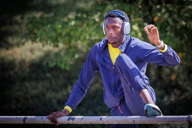53 International LAZ Meeting Rhede, 10 08 25 Owen Ansah Hamburger SV warming up before the 100m run, 53 International LAZ Meeting on 10 08 25 at the BESAGROUP Sportpark in Rhede Germany Copyright: xBEAUTIFULxSPORTS B.Hoffmannx