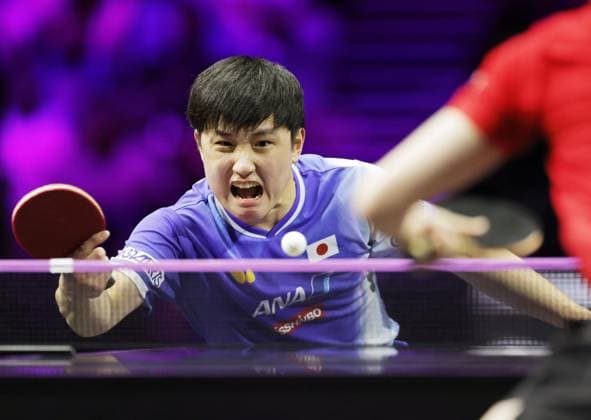 Table tennis, Tischtennis WTT Champions Japan s Tomokazu Harimoto plays in the men s singles final against China s Wang Chuqin at the WTT Champions table tennis event in Yokohama on Aug. 11, 2025.  A14AA0004763652P