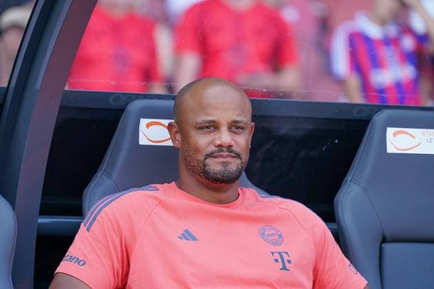 Switzerland Football Clubs Friendlies 2025 26 Grasshopper Club Zurich GC vs FC Bayern Munich Letzigrund Zurich Vincent Kompany Coach, FC Bayern Munich Zurich Canton Zurich Switzerland Copyright: xJOERANxSTEINSIEKx