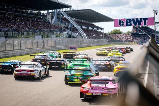 DTM, 9. + 10. Rennen Nürburgring 2025 - 8 Aston Martin Vantage GT3, Comtoyou Racing: Nicolas Baert; 64 Ford Mustang GT3, HRT Ford Performance: Fabio Scherer; 84 Mercedes-AMG GT3, Mercedes-AMG Team Landgraf: Tom Kalender Copyright: xGruppexCxPhotographyx