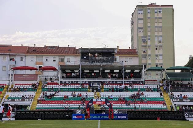 Portugal, Amadora, Lisbon 2025 08 16 xJFx 2 Matchday Liga Portugal Estrela Amadora S L Benfica v l , interior view Estadio Jose Gomes, Main Stand Copyright: JoaquimxFerreira