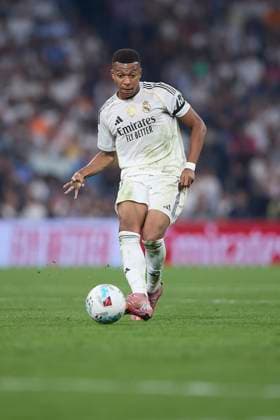 Kylian Mbappe Real Madrid CF controls the ball during the LaLiga match between Real Madrid and CA Osasuna at Santiago BernabÃ u on August 19, 2025 in Madrid, Spain Photo by Manu Reino DeFodi Images