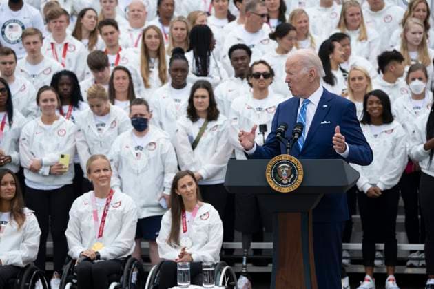 May 4, 2022, Washington, District of Columbia, USA: United States President Joe Biden welcomes Team USA to the White House to celebrate their participation Tokyo 2020 Summer Olympic and Paralympic Games and Beijing 2022 Winter Olympic and Paralympic Games, at the White House in Washington, DC on May 4, 2022 Copyright: xChrisxKleponisx