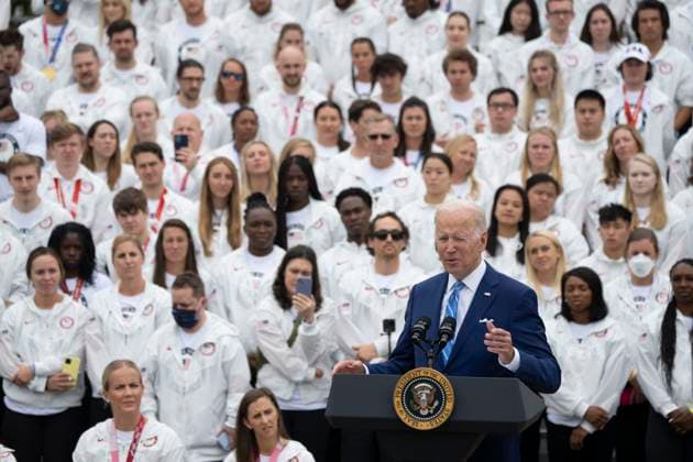 May 4, 2022, Washington, District of Columbia, USA: United States President Joe Biden welcomes Team USA to the White House to celebrate their participation Tokyo 2020 Summer Olympic and Paralympic Games and Beijing 2022 Winter Olympic and Paralympic Games, at the White House in Washington, DC on May 4, 2022 Copyright: xChrisxKleponisx