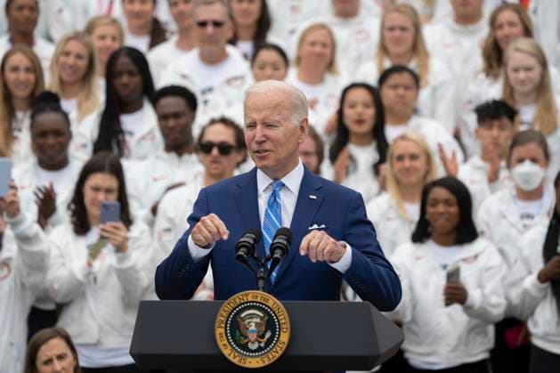 May 4, 2022, Washington, District of Columbia, USA: United States President Joe Biden welcomes Team USA to the White House to celebrate their participation Tokyo 2020 Summer Olympic and Paralympic Games and Beijing 2022 Winter Olympic and Paralympic Games, at the White House in Washington, DC on May 4, 2022 Copyright: xChrisxKleponisx