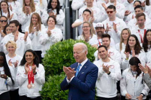 May 4, 2022, Washington, District of Columbia, USA: United States President Joe Biden welcomes Team USA to the White House to celebrate their participation Tokyo 2020 Summer Olympic and Paralympic Games and Beijing 2022 Winter Olympic and Paralympic Games, at the White House in Washington, DC on May 4, 2022 Copyright: xChrisxKleponisx