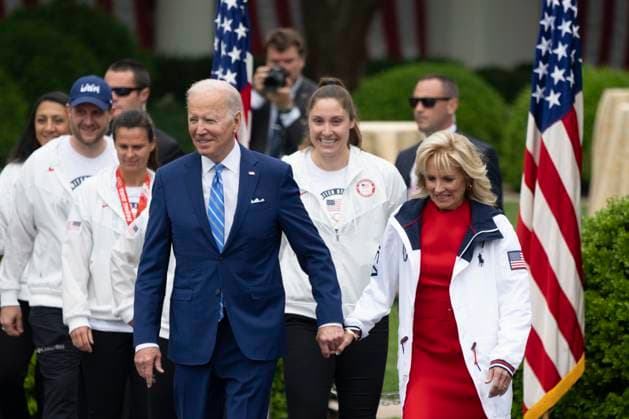 May 4, 2022, Washington, District of Columbia, USA: United States President Joe Biden and first lady Dr. Jill Biden arrive to celebrate U.S. athletes participation in the Tokyo 2020 Summer Olympic and Paralympic Games and Beijing 2022 Winter Olympic and Paralympic Games, at the White House in Washington, DC on May 4, 2022 Copyright: xChrisxKleponisx