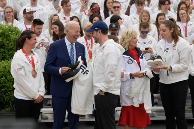 May 4, 2022, Washington, DC, United States: President Joe Biden and First Lady Jill Biden are presented with Team USA jersey and sneakers during a welcoming ceremony of Team USA to White House at South Lawn White House in Washington DC, USA. Copyright: xLeninxNollyx