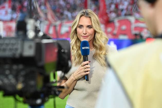 Anna KRAFT, Presenter, Portrait, Portrait, Cropped single image, Single subject, Soccer 2 Bundesliga, 4 Matchday, Fortuna Duesseldorf D Karlsruher SC KA 0 0 on 30 08 2025 at Merkur Spiel Arena Duesseldorf Germany DFL regulations prohibit any use of photographs as image sequences and or quasi video Â