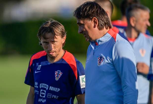 Croatian National Football Team training Luka Modric of Croatia and head coach Zlatko Dalic talking during the Croatian national football team s training session ahead of the World Cup qualifiers. They face the Faroe Islands on September 5th and the Czech Republic on September 8th. IgorxSoban PIXSELL