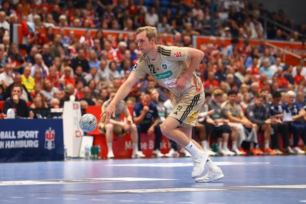 22 Marian Michalczik TSV Hannover Burgdorf Handball I Men I Bundesliga Daikin HBL I Season 2025 2026 I 2 Matchday I HSV Hamburg TSV Hannover Burgdorf I 03 09 2025 I Sporthalle Hamburg