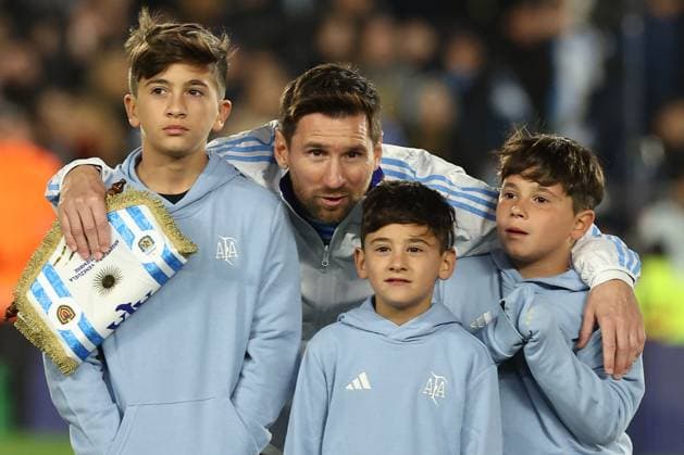 Argentina s forward Lionel Messi C back and his three children Thiago, Mateo and Ciro gesture before the South American qualification football match between Argentina and Venezuela for the FIFA World Cup 2026 at the Monumental stadium in Buenos Aires on September 4, 2025 BUENOS AIRES ARGENTINA Copyright: xALEJANDROxPAGNIx