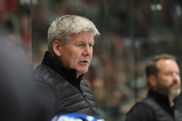 Head Coach Bill Peters Augsburger Panther , Augsburger Panther vs Steinbach Black Wings Linz, Test match, Ice field hockey, 05 09 2025 Augsburg Bayern Germany Copyright: xkolbert-press DunjaxDietrichx