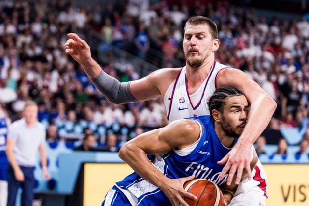 FIBA EuroBasket 2025 Serbia Finland 06 09 2025 Oliver Nkamhoua Finland, 13 on the ball, Nikola Jokic Serbia, 15 FIBA EuroBasket 2025 Serbia Finland, Riga, Arena Riga on 06 09 2025 Copyright: xBEAUTIFULxSPORTS Wunderlx