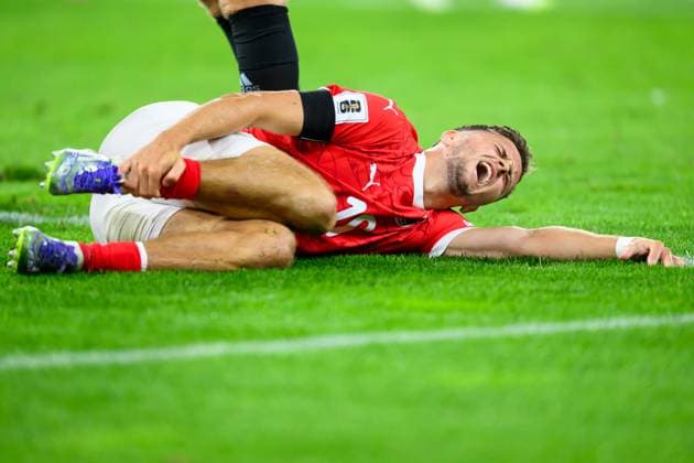 SOCCER - FIFA WC quali, AUT vs CYP LINZ,AUSTRIA,06.SEP.25 - SOCCER - FIFA World Cup, WM, Weltmeisterschaft, Fussball 2026, European Qualifiers, group stage, OEFB international match, Länderspiel, Nationalmannschaft Austria vs Cyprus. Image shows Christoph Baumgartner (AUT). keyword: injury. GEPAxpictures xDanielaxMoser