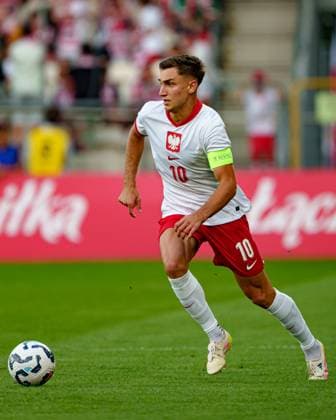 Tomasz Pienko seen during U21, U 21 2027 EURO Qualifying, EM, Europameisterschaft game between national teams of Poland and North Macedonia (Kazimierz Koper Ball Raw Images) Cracow Marshall Pilsudski Cracovia Stadium Poland Copyright: xMaciejxRogowskix kazimierz_koper_poland_macedonia_u21_2526-033