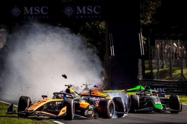 AUTO - FORMULA 2 2025 - ITALY 17 DUNNE Alex (irl), Rodin Motorsport, Dallara F2 2024, action, 20 DURKSEN Joshua (par), AIX Racing, Dallara F2 2024, action during the 11th round of the 2025 FIA Formula 2 Championship from September 5 to 7, 2025 on the Autodromo Nazionale Monza, in Monza, Italy - MonzaItaly Copyright: xAndrà xFerreirax