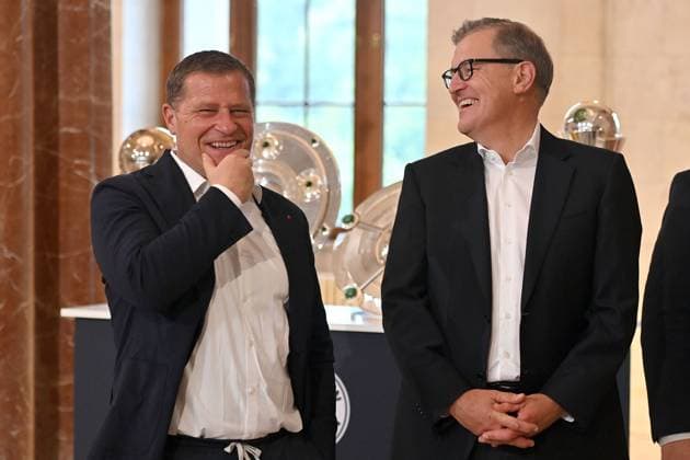 from left Max EBERL Sports Director FC Bayern Muenchen ,Jan Christian DREESEN Chairman FCB , laughing,smiling,laughing,optimistic,good-humored Markus SOEDER State Premier of Bavaria and CSU Chairman receives the champion teams of FC Bayern in the State Chancellery in Munich on 10 09 2025,