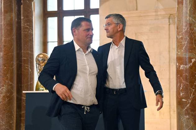 from left Max EBERL Chief Sports Officer FC Bayern Muenchen , Max EBERL Chief Sports Officer FC Bayern Muenchen , Markus SOEDER State Premier of Bavaria and CSU Chairman receives the champion teams of FC Bayern in the State Chancellery in Munich on 10 09 2025,