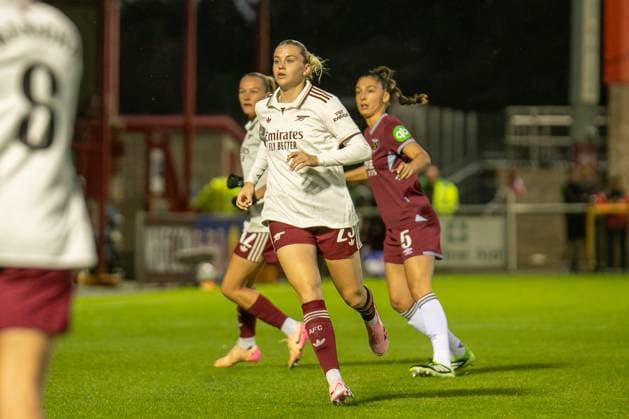 Barclays Women s Super League match between West Ham United and Arsenal LONDON, ENGLAND - SEPTEMBER 12: Alessia Russo of Arsenal during the Barclays Women s Super League match between West Ham United and Arsenal at Chigwell Construction Stadium on September 12, 2025 in London, England London United Kingdom Copyright: xNinaxFarooqix