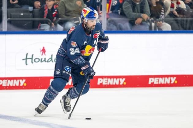 Ryan Murphy 24 EHC Red Bull Muenchen , EHC Red Bull Muenchen vs Pinguins Bremerhaven, PENNY DEL, Playoff Main Round, Matchday 2, 14 09 2025 Muenchen Bayern Germany Copyright: xkolbert-press UlrichxGamelx