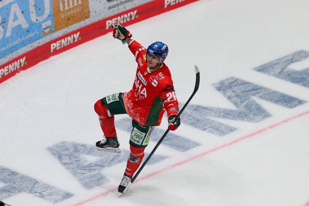 Goal celebration of Alexander Blank 26 Augsburger Panther to 1 0, Augsburger Panther vs Adler Mannheim, 2 Spieltag, Eishockey, Penny DEL, 14 09 2025 Augsburg Bayern Germany Copyright: xkolbert-press ChristianxKolbertx