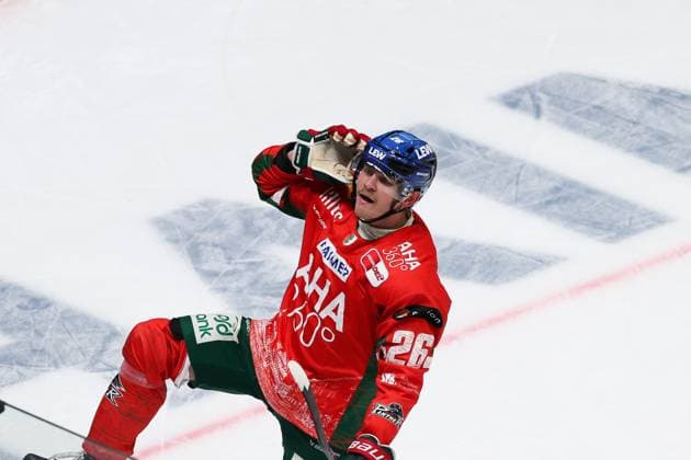 Goal celebration of Alexander Blank 26 Augsburger Panther to 1 0, Augsburger Panther vs Adler Mannheim, 2 Spieltag, Eishockey, Penny DEL, 14 09 2025 Augsburg Bayern Germany Copyright: xkolbert-press ChristianxKolbertx