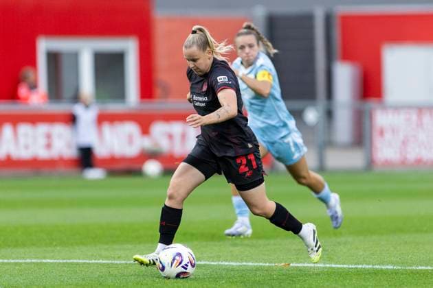 Google Pixel Women Bundesliga Bayer 04 Leverkusen Union Berlin 15 09 2025 Vanessa Fudalla Bayer 04 Leverkusen, 21 on matchday 2 of the Google Pixel Women Bundesliga in the match Bayer 04 Leverkusen vs Union Berlin on 15 09 2025 at Ulrich Haberland Stadion in Leverkusen Copyright: xBEAUTIFULxSPORTS Meuselx