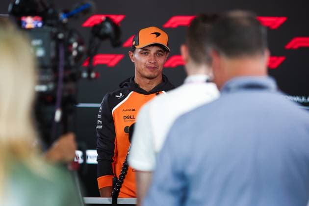 F1 - AZERBAIJAN GRAND PRIX 2025 NORRIS Lando (gbr), McLaren F1 Team MCL39, portrait during the 2025 Formula 1 Qatar Airways Azerbaijan Grand Prix, 17th round of the 2025 FIA Formula One World Championship, WM, Weltmeisterschaft from September 19 to 21, 2025 on the Baku City Circuit, in Baku, Azerbaijan - BakuAzerbaijan  Copyright: xEricxAlonsox