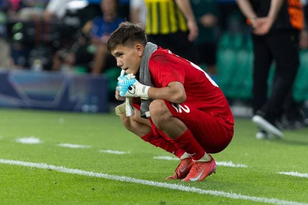 September 18, 2025, Lisbon, Lisbon, Portugal: Kairat goalkeeper from Kazakhstan SHERKHAN KALMURZA (82) at the end of the game for the Matchday 1 of Group Phase for the UEFA Champions League between Sporting and Kairat at Estadio Jose de Alvalade Lisbon Portugal - ZUMAs359 20250918_zsp_s359_072 Copyright: xAlexandrexdexSousax