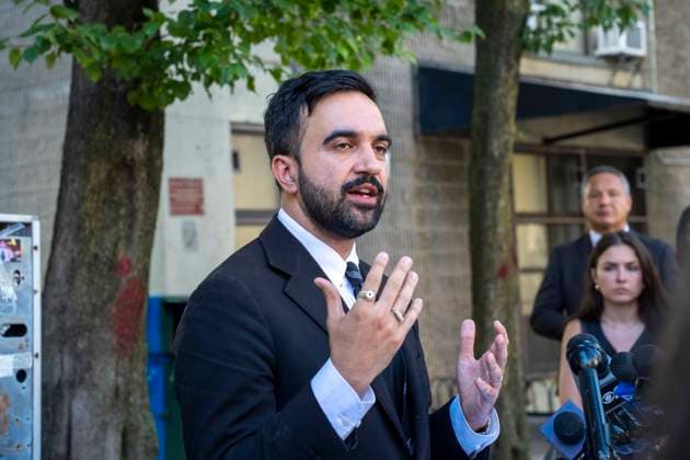September 19, 2025, New York, New York, United States: Democratic New York City mayoral candidate Zohran Mamdani speaks during New York State Senate Majority Leader Andrea Stewart-Cousins endorsement event of Democratic candidate Zohran Mamdani for New York City mayoral bid at the Amsterdam Houses on September 19, 2025 in New York City. New York United States - ZUMAs197 20250919_aaa_s197_852 Copyright: xRonxAdarx