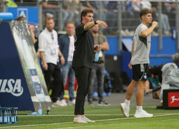 Photo Coach Merlin Polzin HSV Soccer 1 Bundesliga , Matchday 4 on Sat 20 09 2025 Hamburger SV 1 FC Heidenheim