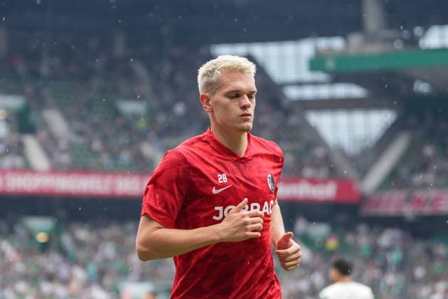 Matthias Ginter SC Freiburg, 28 , Germany, Soccer, 1 Bundesliga, Matchday 4, 2025 2026, SV Werder Bremen vs SC Freiburg, 20 09 2025, Weserstadion, Bremen, Germany DFL REGULATIONS PROHIBIT ANY USE OF PHOTOGRAPHS AS IMAGE SEQUENCES AND OR QUASI VIDEO Bremen Weserstadion Bremen Germany Copyright: xArnexAmbergx