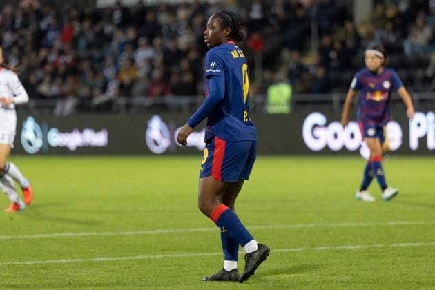 Google Pixel Womens Bundesliga Eintracht Frankfurt RB Leipzig, 22 09 2025 Persis Oteng RB Leipzig 9 , Eintracht Frankfurt RB Leipzig, Frankfurt, Stadion am Brentanobad, 22 9 2025 Copyright: xBEAUTIFULxSPORTS Gawlikx