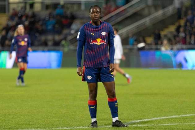 Google Pixel Womens Bundesliga Eintracht Frankfurt RB Leipzig, 22 09 2025 Persis Oteng RB Leipzig 9 , clipping, portrait portrait, Eintracht Frankfurt RB Leipzig, Frankfurt, Stadion am Brentanobad, 22 9 2025 Copyright: xBEAUTIFULxSPORTS Gawlikx