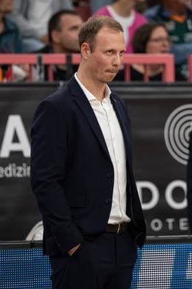 Jacques Schneider VET CONCEPT Gladiators Trier, Head Coach, Coach GER, Tigers Tuebingen vs VET CONCEPT Gladiators Trier, Basketball, Men, BBL Cup, 1 Round, Season 2025 2026, 23 09 2025, GER, Tigers Tuebingen vs VET CONCEPT Gladiators Trier, Basketball, Men, BBL Cup, 1 Round, Season 2025 2026, 23 09 2025 Tuebingen Copyright: xEibner-Pressefoto WolfgangxFrankx EP_WFK