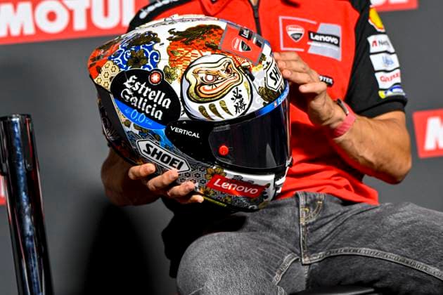 MOTO - MOTO GP - GRAND PRIX OF JAPAN 2025 MARQUEZ Marc (spa), Ducati Lenovo Team, Ducati Desmosedici GP25, portrait with his helmet during the 2025 MotoGP Motul Grand Prix of Japan on the Twin Ring Motegi Circuit from September 26 to 28, At Motegi, Japan - MotegiJapan  Copyright: xGIGIxSOLDANOx